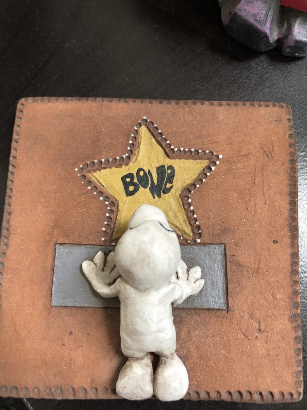 Hollywood Fone Bone