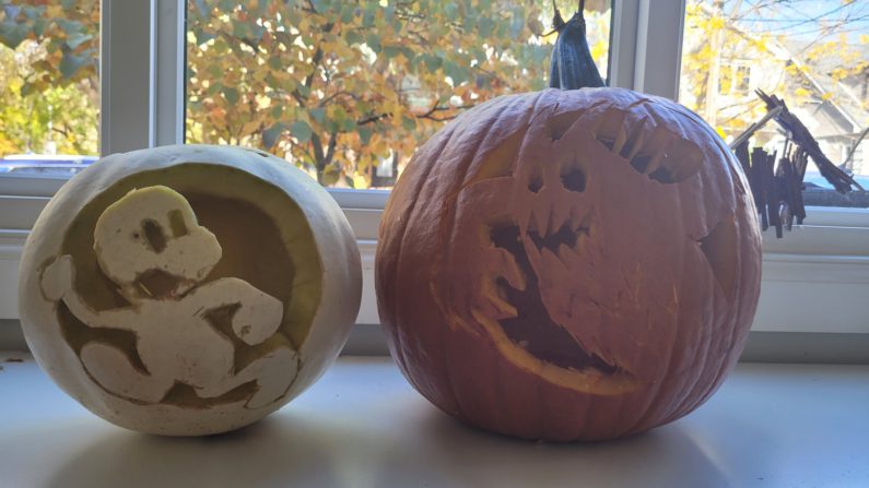 Smiley Bone Carved Pumpkins!